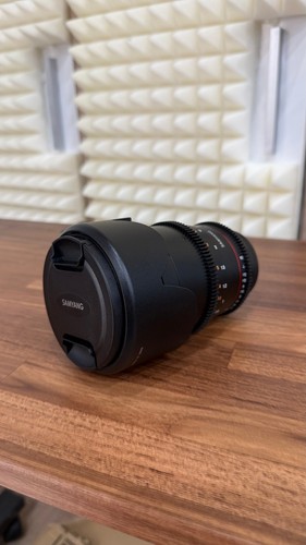 Samyang 135mm ed - ed, umc