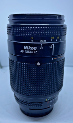 Nikkon nikkor 135 mm - nikkon,
