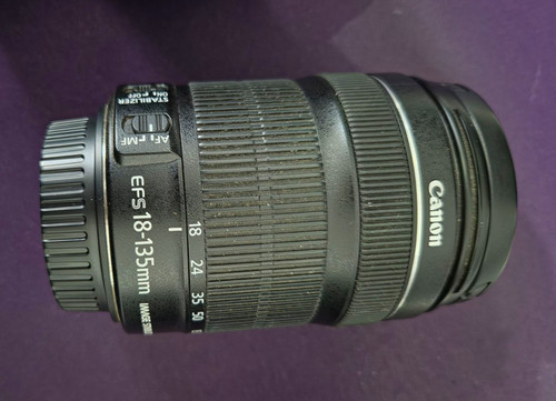 Canon 135mm 3 5 - ef-s, f/3,5-5,6