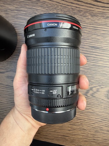 Canon 135mm usm - f2,